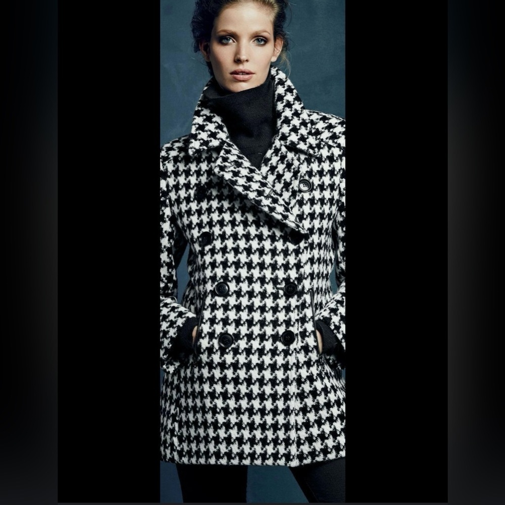 Sofia Cashmere Black And White Houndstooth Trench Coat